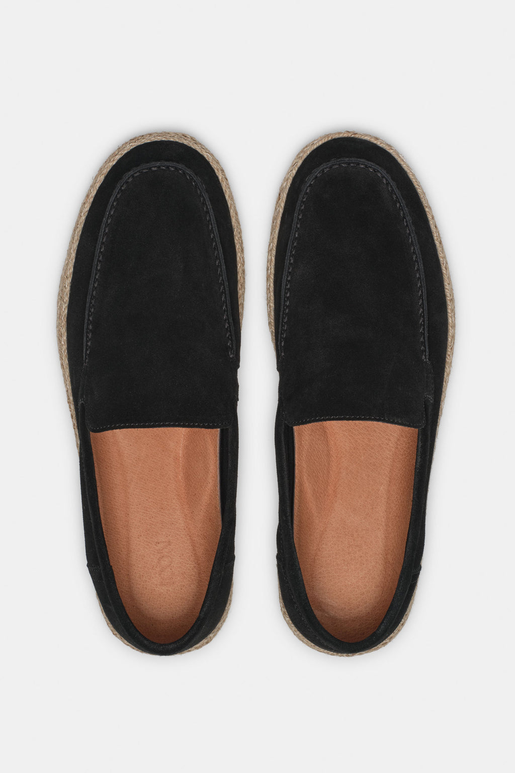 Espadrille Loafer noir – vue de face slip-on daim premium