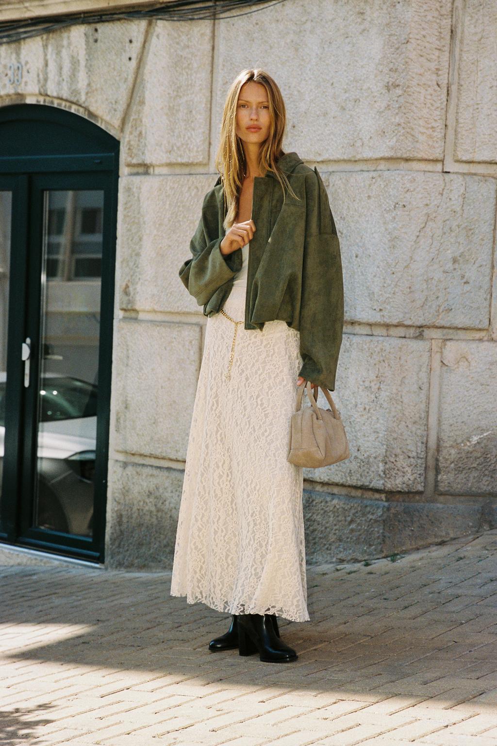 Valenne – Suede Bomber