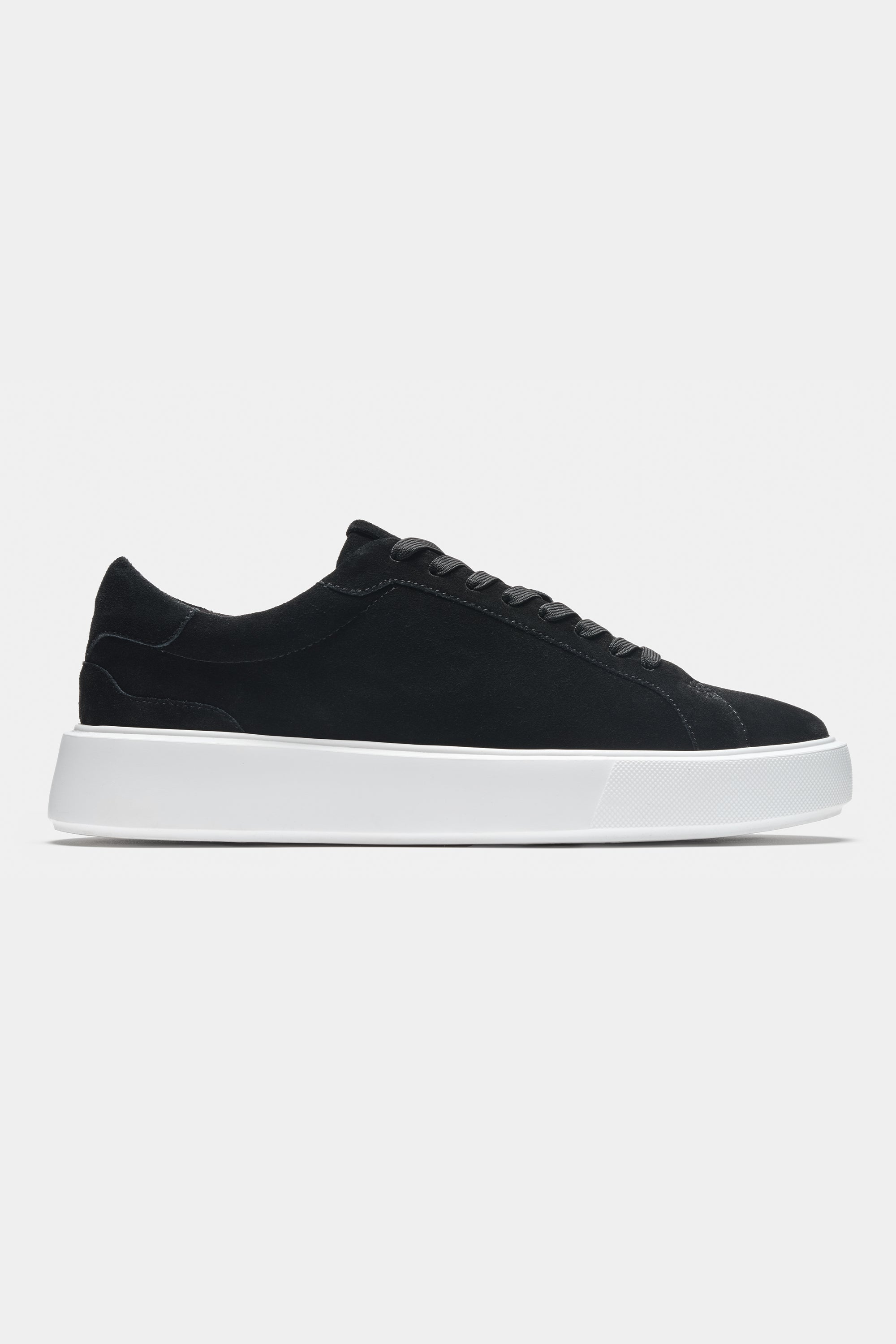 Sneakers homme daim noir premium – Le Classic Suede Trainer Valenne