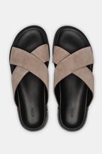 Stefano Sandals – vue latérale slip-on élégant