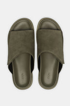 Vino Sandals olive – vue de face panneau daim large