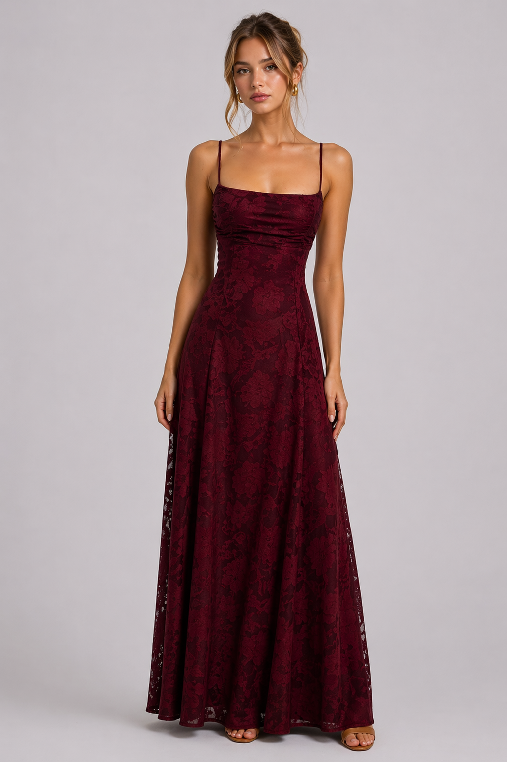 Robe dos nu Luna Soirée Valenne – vue lifestyle