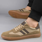 Henley Trainer – détail tige daim structuré premium