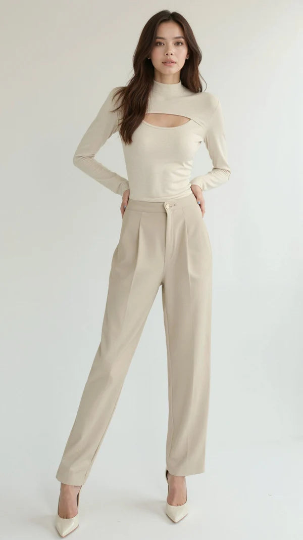 Top chic manches longues découpe poitrine